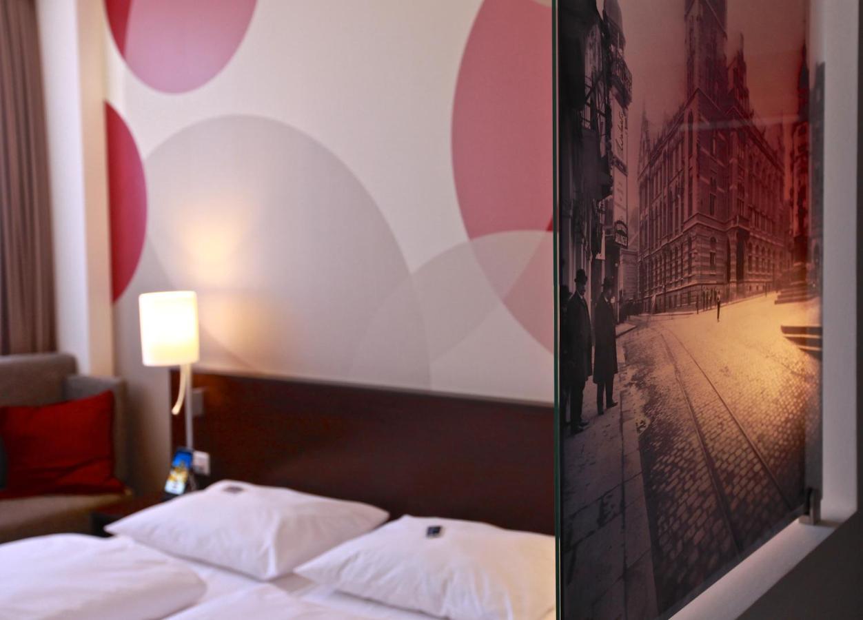 Webers - Das Hotel Im Ruhrturm Essen Eksteriør bilde