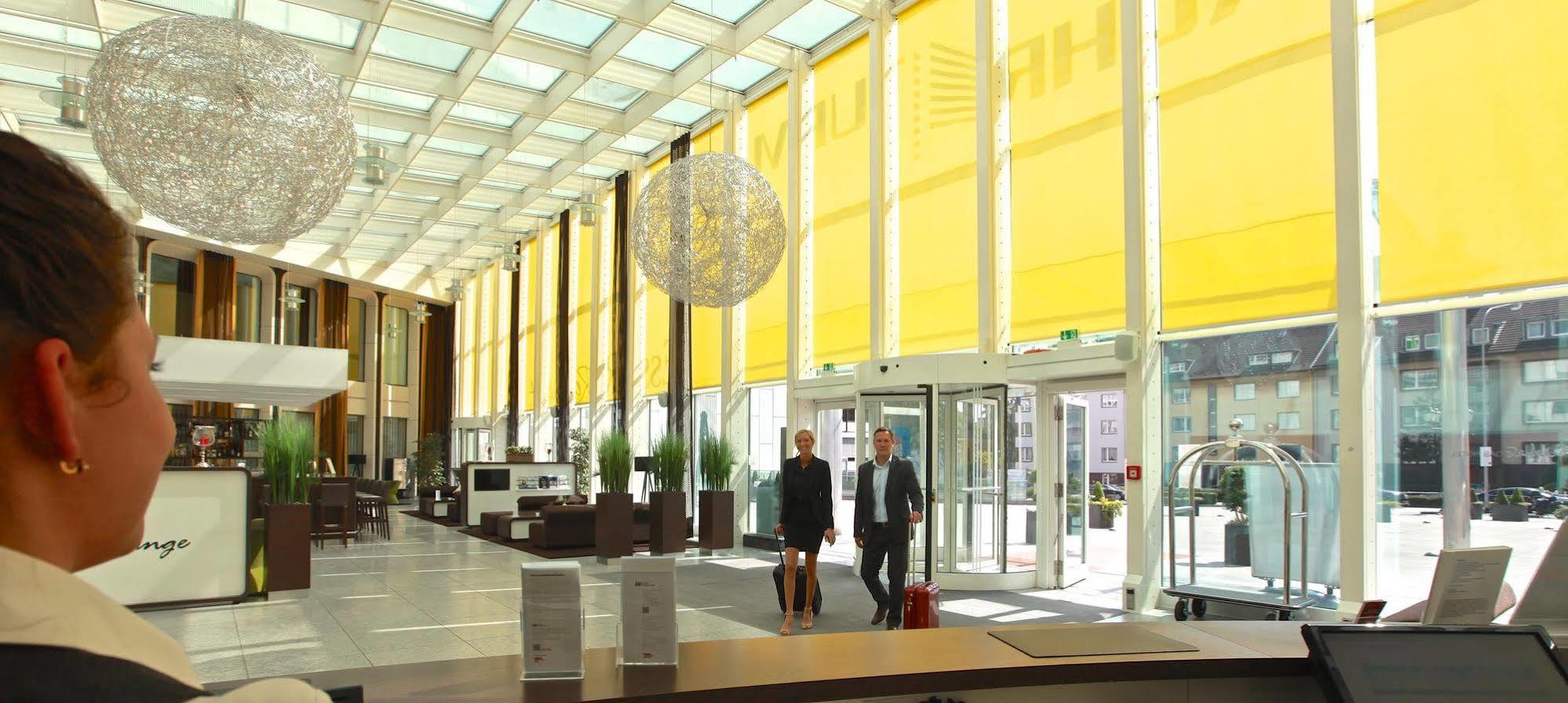 Webers - Das Hotel Im Ruhrturm Essen Eksteriør bilde
